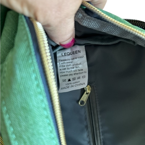 LEQUEEN Baby Diaper Bag Waterproof  Backpack Portable Crib Changing Station EUC. - Picture 11 of 15